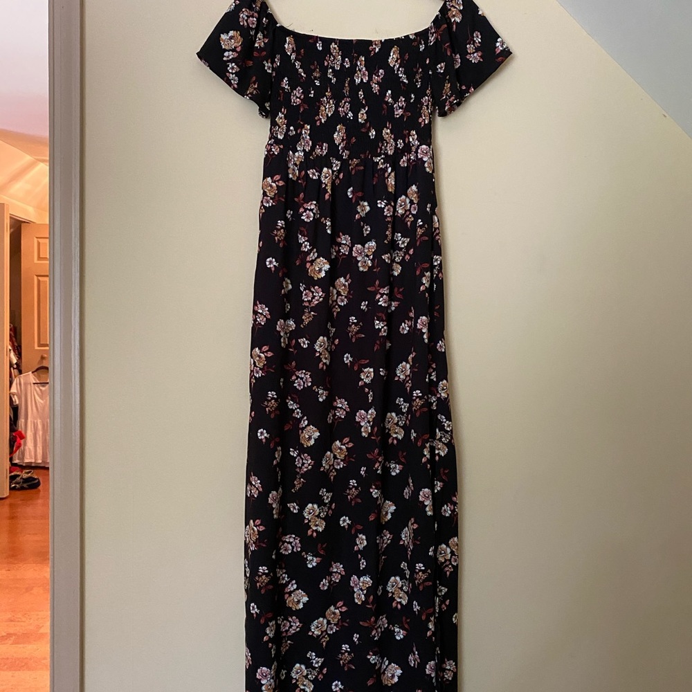 Socialite Maxi Dress
